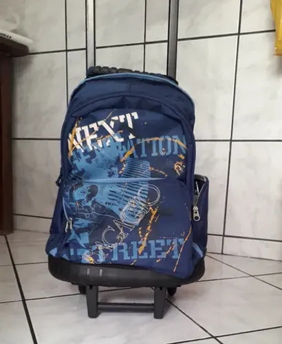 Mochila com rodinhas