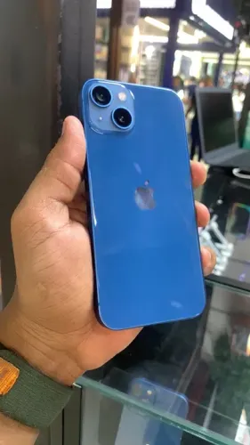 iPhone 13 blue 