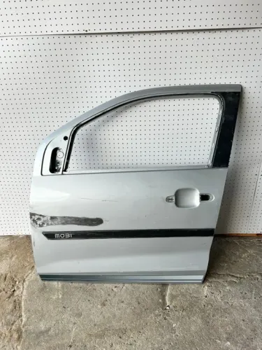 PORTA ESQUERDA FIAT MOBI 