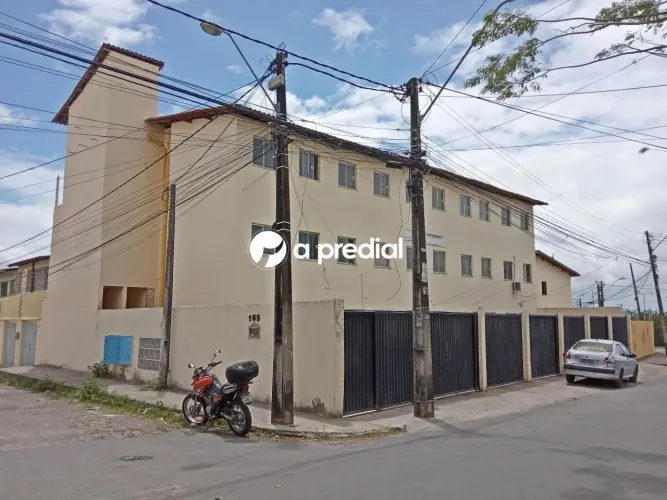 Locação de Apartamentos / Padrão na cidade de Fortaleza