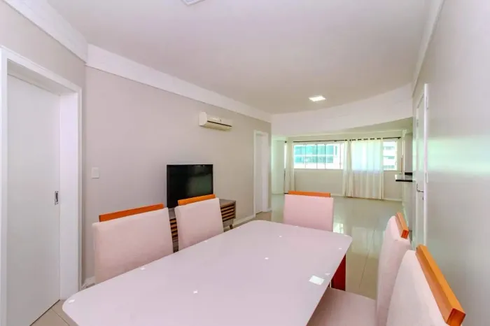 Apartamento à venda no Centro em Balneário Camboriú