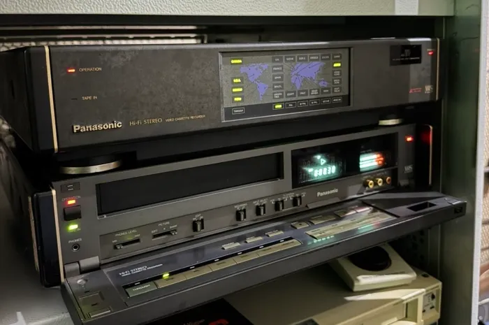 Panasonic AG-W1 - VCR Profissional Hi-Fi Multissistema | Restaurado | Manual