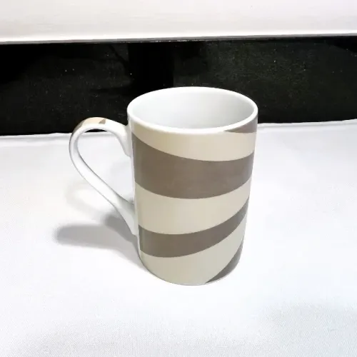 Caneca de Cerâmica Estampada Yangzi - 250 ml