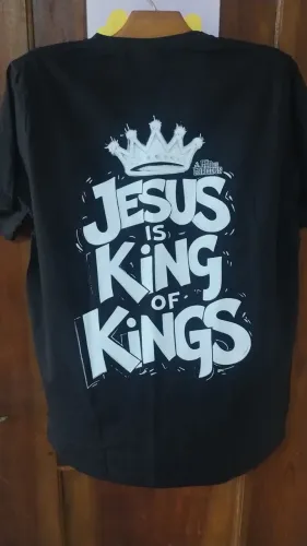 Camiseta frente e costas cristã