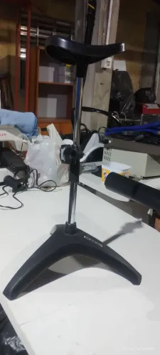 SUPORTE TRIPÉ PEDICURE 