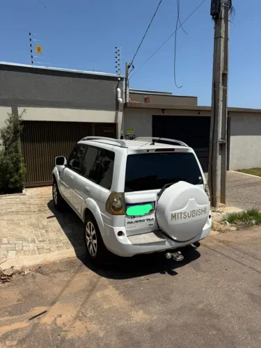 Mitsubishi Pajero TR4 2.0/ 2.0 Flex 16V 4X4 Aut. 2013