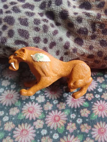 Miniatura Tigre Dente de Sabre