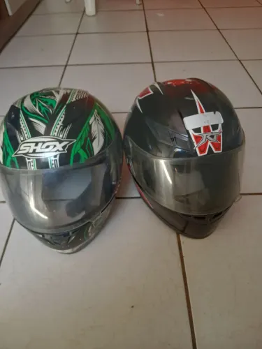 Vendo capacete usado 