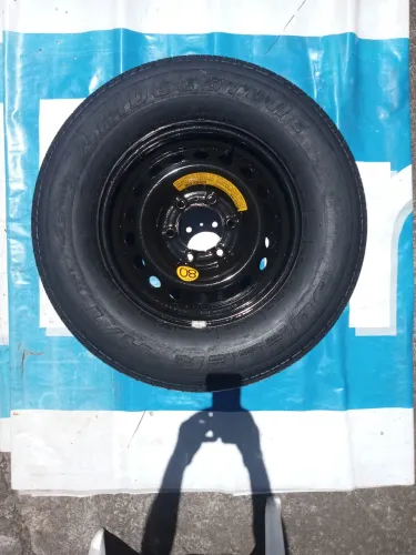 ESTEPE ORIGINAL 6 FUROS PARA PICK-UP's EM EXCELENTE ESTADO