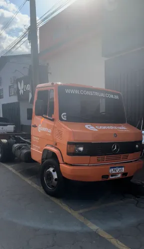 Mb 710 carroceria 2010 