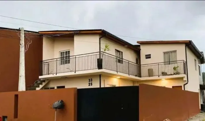 para invetimento - terreno com 3 casa e 1 kitnet em São José