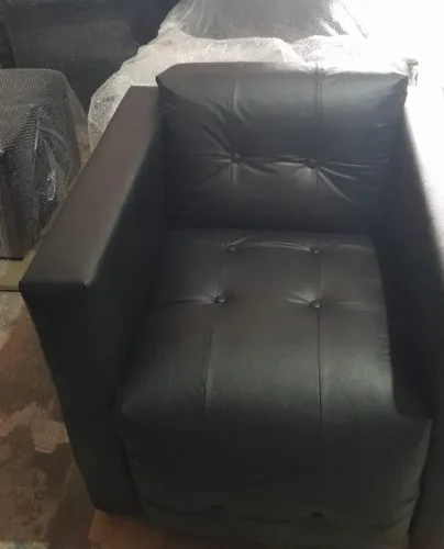 poltrona a pronta entrega para salão de beleza, recepção, barbearia,salas, casa de repouso