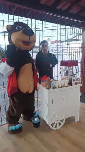 Carrinho de pipoca - lanches para festa infantil