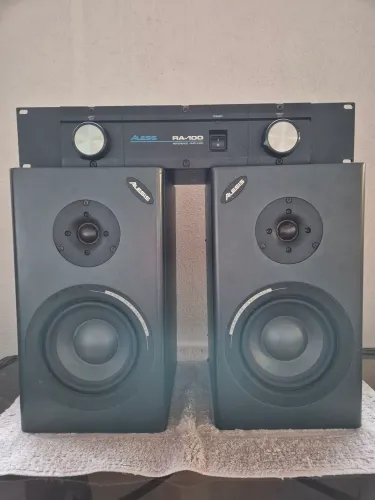 Kit Monitores Alesis One Mk2 e Amplificador RA100 | Referencia Estudio | Completo