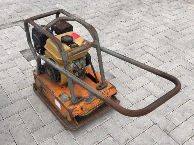 Placa Vibratória de solo Weber - Motor Buffalo