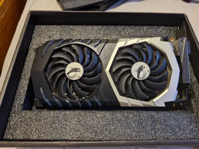 Placa De Vídeo Msi Gtx 1070ti Titanium 8gb Gddr5x (usado)
