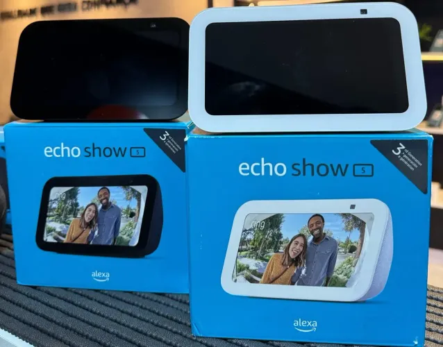 Echo Show 5 (3ª Geração) - Smart Display - Novo e entrega rápida