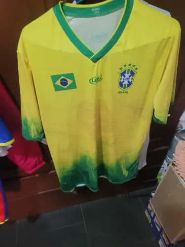 Camisetas esportivas