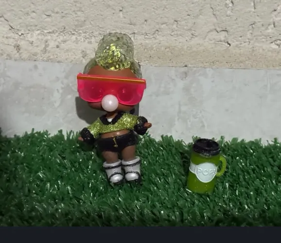 Decore com Boneca LOL Surprise - Glitter Series