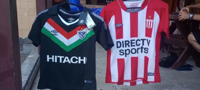 Camisas do Velez e do Estudiantes INFANTIS