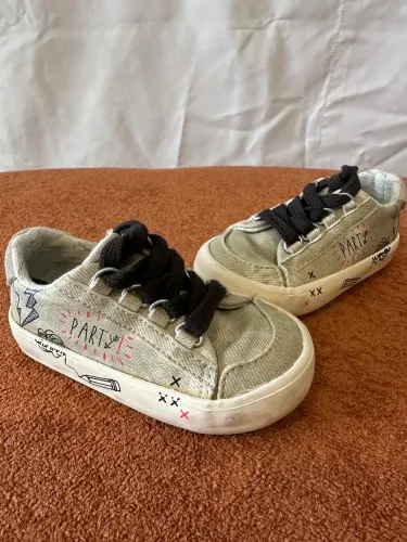 Tênis infantil Zara