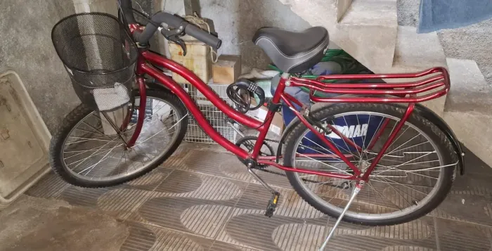 Bicicleta muito nova R$649