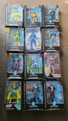 Lote McFarlane em Promoção. Valor por Unidade