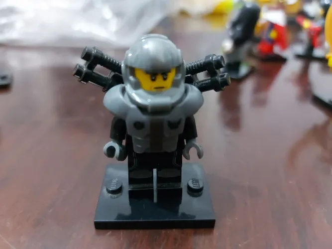 Lego Minifigura Série 13 galaxy trooper