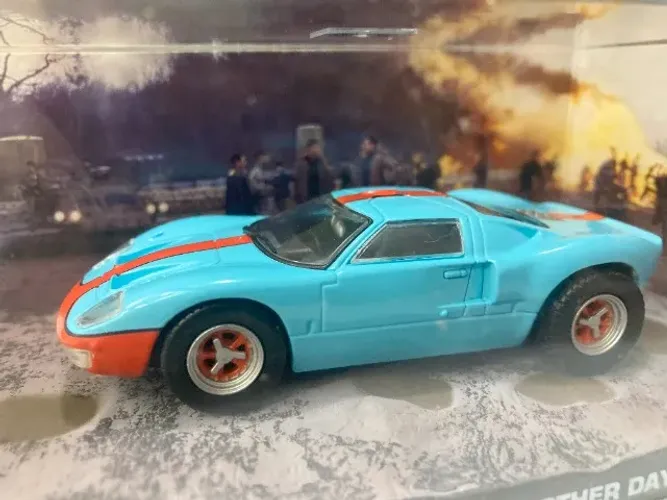 Miniatura Ford Gt40 Die James Bond 007 "sem fascículo"