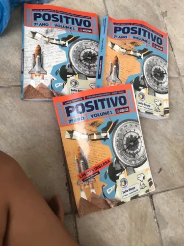 Kit escolar de livros POSITIVO Completo. 