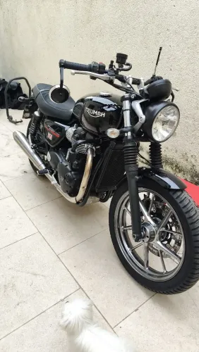 Street twin 900 2020