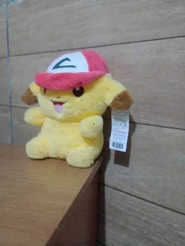 Pelúcia do Pikachu - Nova e com etiqueta (perfeito para presentes)
