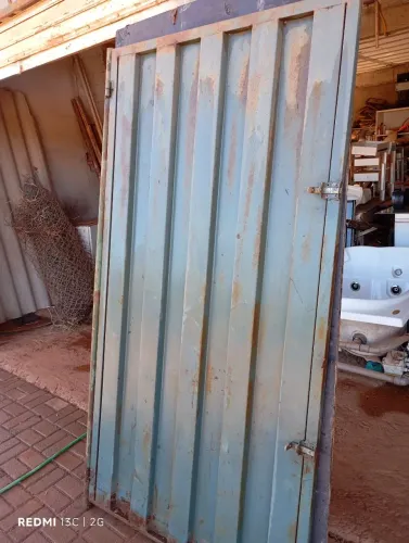 Porta ferro reforçada 1,08x2,06 chapa 14