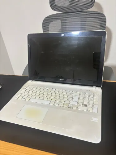 Notebook 8GB RAM Intel i5 120GB SSD + 480GB HDD