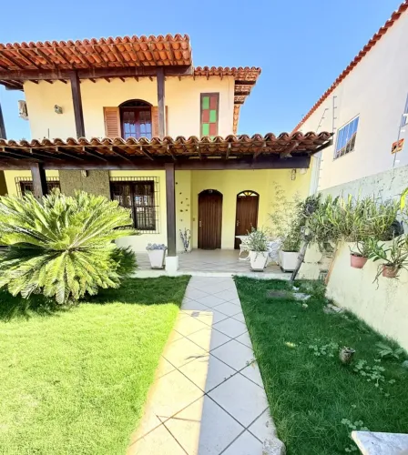Casa para Venda em Macaé, Costa Do Sol, 4 dormitórios, 1 suíte, 3 banheiros, 2 vagas