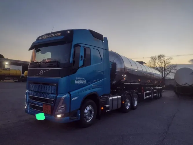 Renovação de frota FH 460 6x2 ano 2024