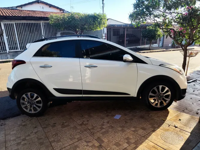 Hyundai HB20X Premium 1.6 Flex 16V Aut. 2017