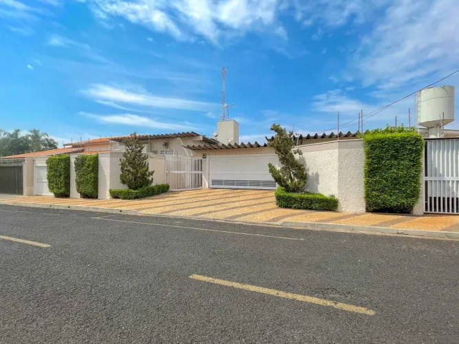 Casa à venda em São José do Rio Preto/SP