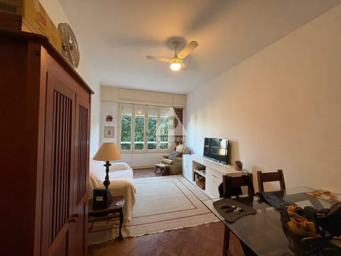 Apartamento à venda em Santa Teresa, RJ | Frente | 1 quarto, 60m²