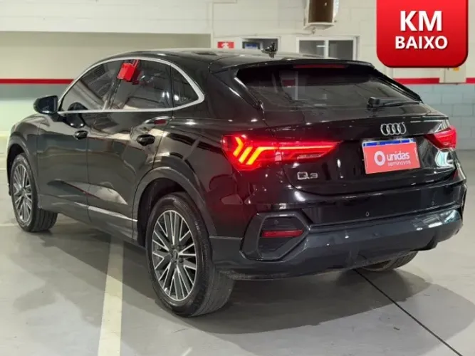 Audi Q3 SPB Perf. Black 2.0 TFSI Tipt. Quat. 2024