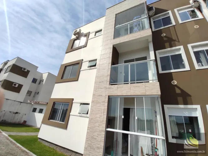 Apartamento para Locação em Imbituba, MIRIM, 2 dormitórios, 1 banheiro, 1 vaga