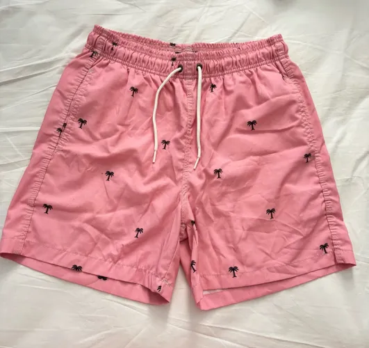 Short de Praia Rosa com Estampa de Coqueiros e Forro Interno, Tam. P