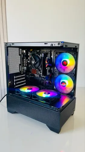 PC Gamer i3 7100 3.9ghz 8GB RAM