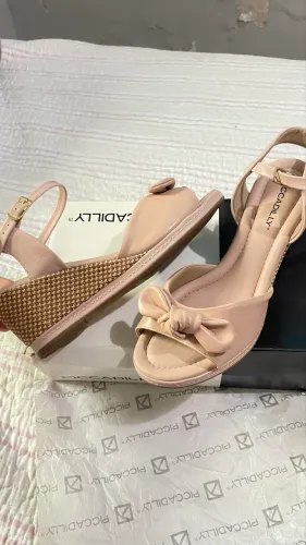 SAPATOS NOVOS E SEMINOVOS À VENDA! ?
