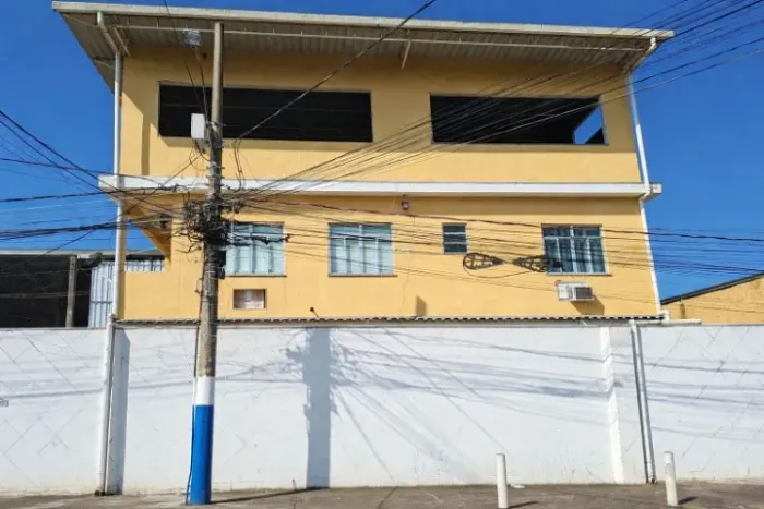 aluguel Belford Roxo casa residencial ou empresa ideal para empresas, igreja, creche