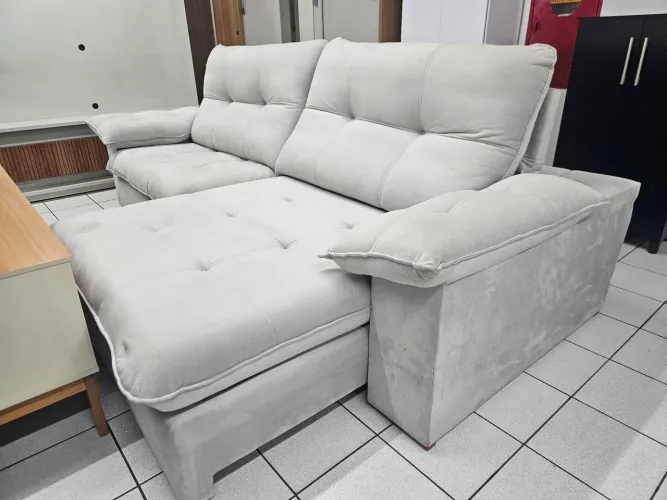 Sofá na Promoção última peça do Mostruário. 