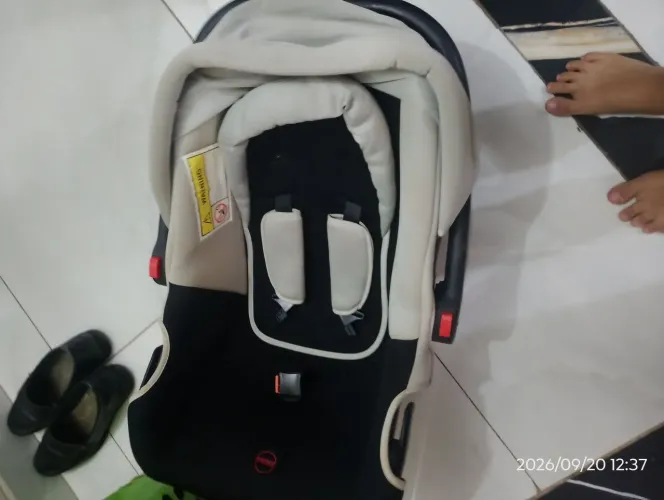 (Bebe conforto para carro)