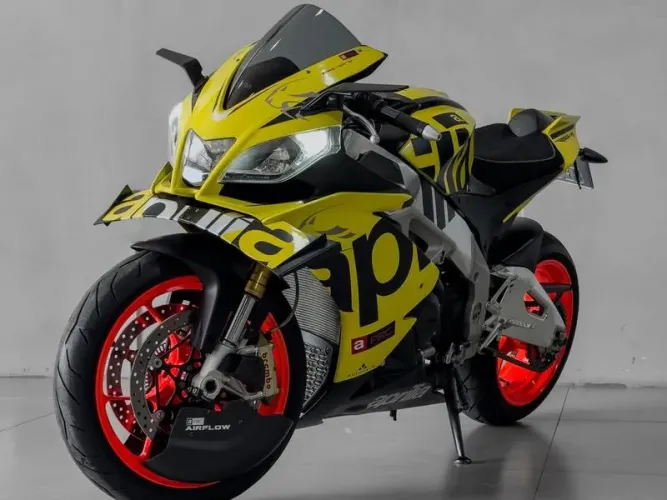 APRILIA PIAGGIO  RSV4-R 2011