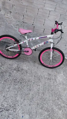 Vendo essa bicicleta infantil 