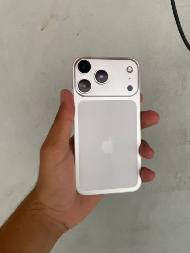iPhone XR carcaça17 pro